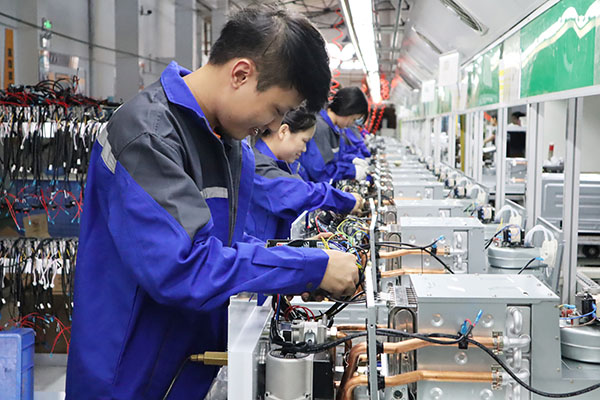 燃氣壁掛爐代理認準專業(yè)生產(chǎn)廠家